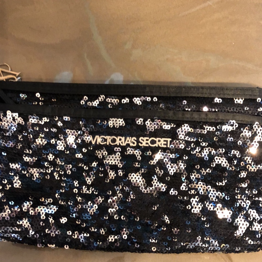 Victoria Secret Sequin 🥳3xHP🥳 Bag - Picture 2 of 7